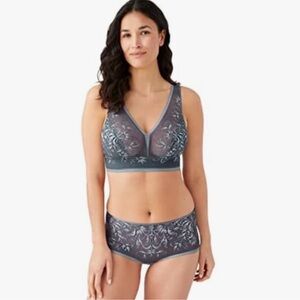 Wacoal Women's Net Effect 2 PC Set Bralette And Pants